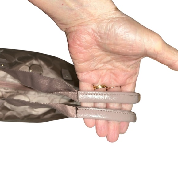 Coach Dusty Pink Weekender Travel Bag With Pouch EC - Picture 7 of 12